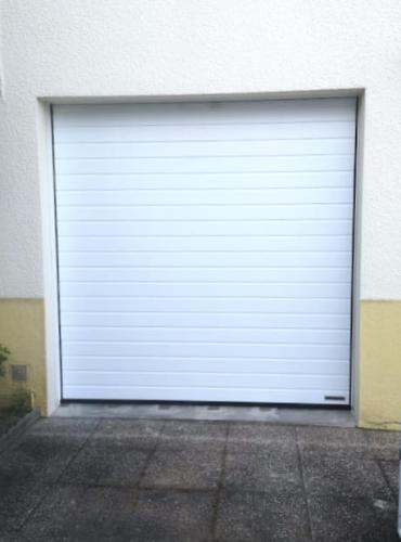 Porte de garage sectionnelle HORMANN - modèle Supramatic E